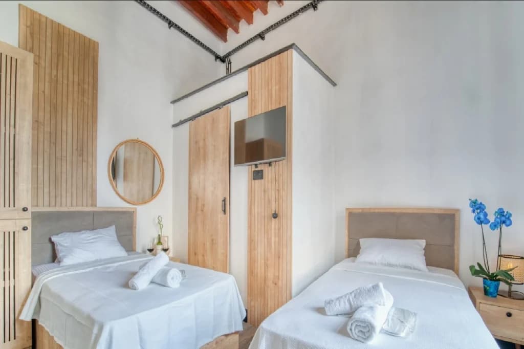 Deluxe Twin Oda — 2 tek kişilik yatak, Avenue Hotel Girne